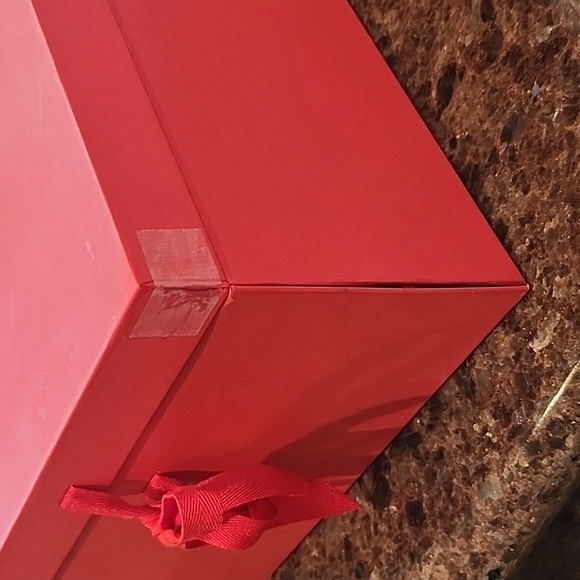 Beautiful Jewelry Box - Picture 15 of 15